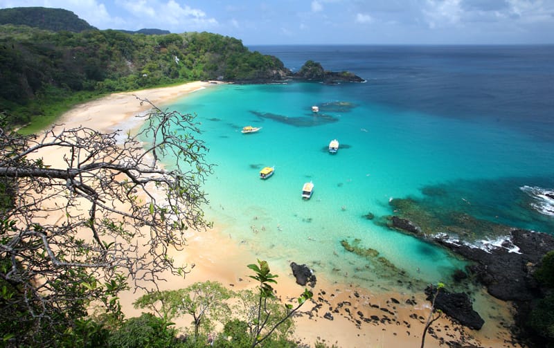 Praia do Sancho em Fernando de Noronha